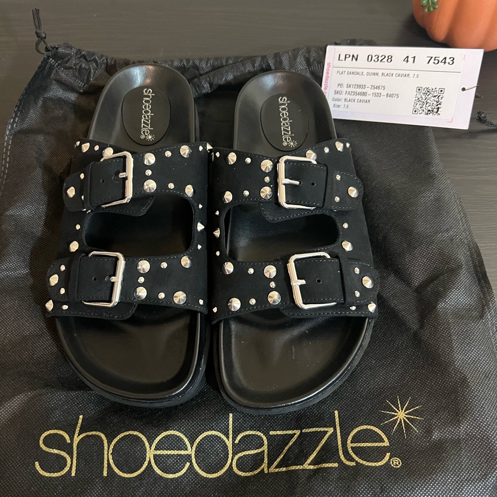 Black and gold studded sandals 7.5 NEW - Picture 3 of 11